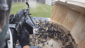 FPS视角看美军M60机枪射击训练